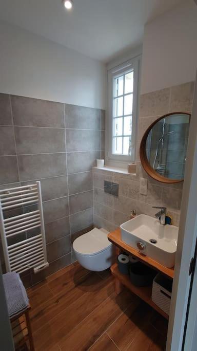 Entre Pierre Et Vigne - Charming Former Winery Farmhouse With Hot Tub & Swimming Pool 莫内斯捷 外观 照片