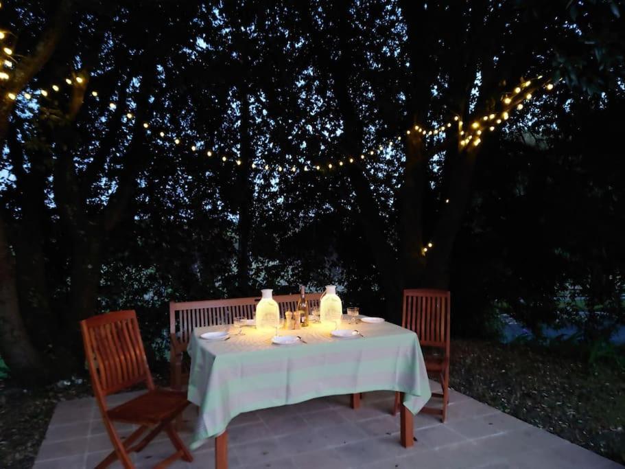 Entre Pierre Et Vigne - Charming Former Winery Farmhouse With Hot Tub & Swimming Pool 莫内斯捷 外观 照片